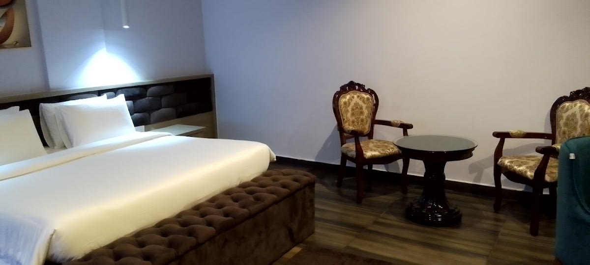 Deluxe Room 1