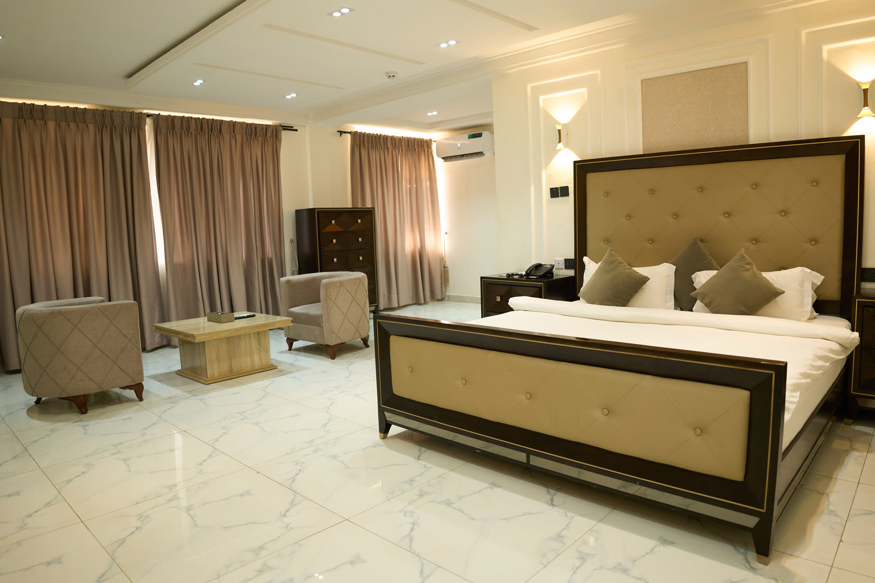 Presidential Suite 1