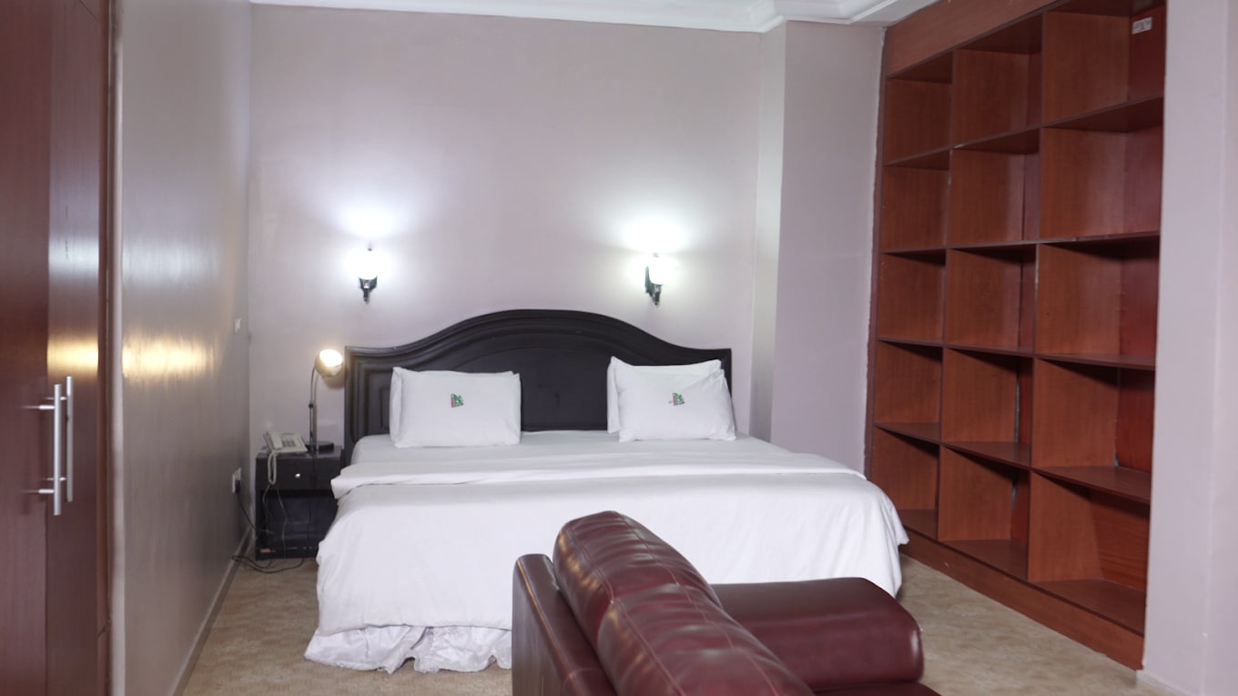 Star Standard 1