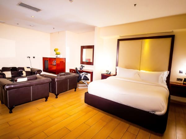 Executive Suite (Copy) 1