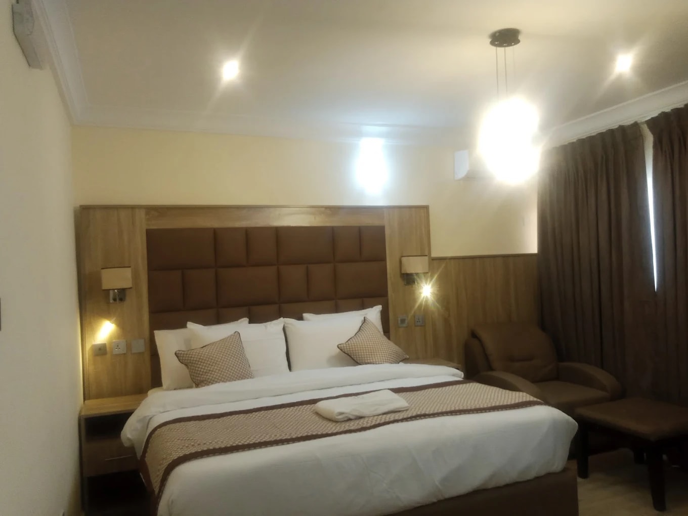 TK SUITES 1
