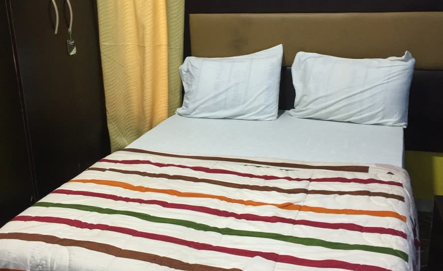 Deluxe Twin Room 1