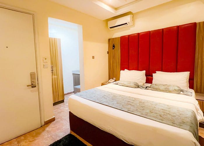 Executive Room 1