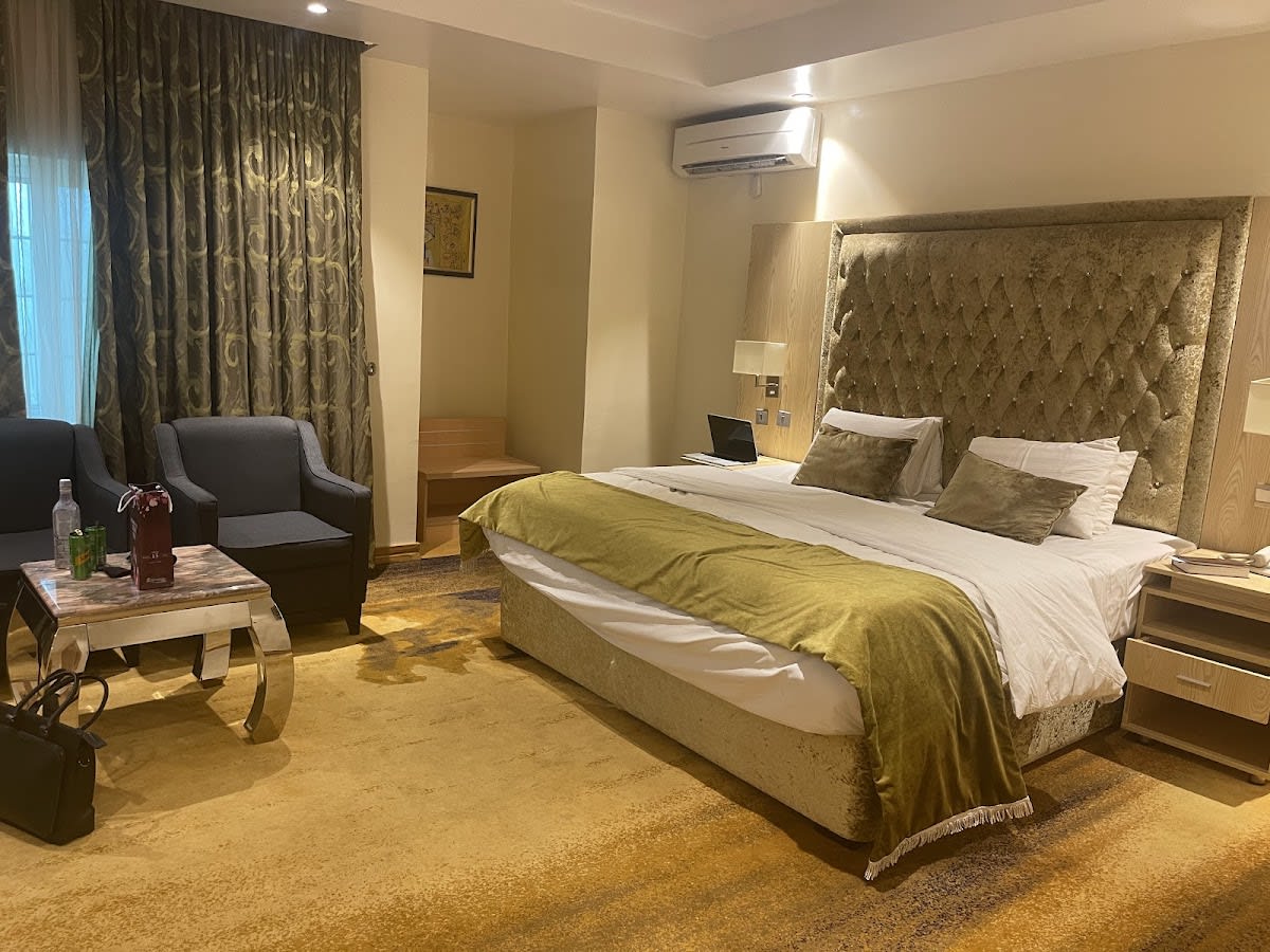 Diplomatic Room 1