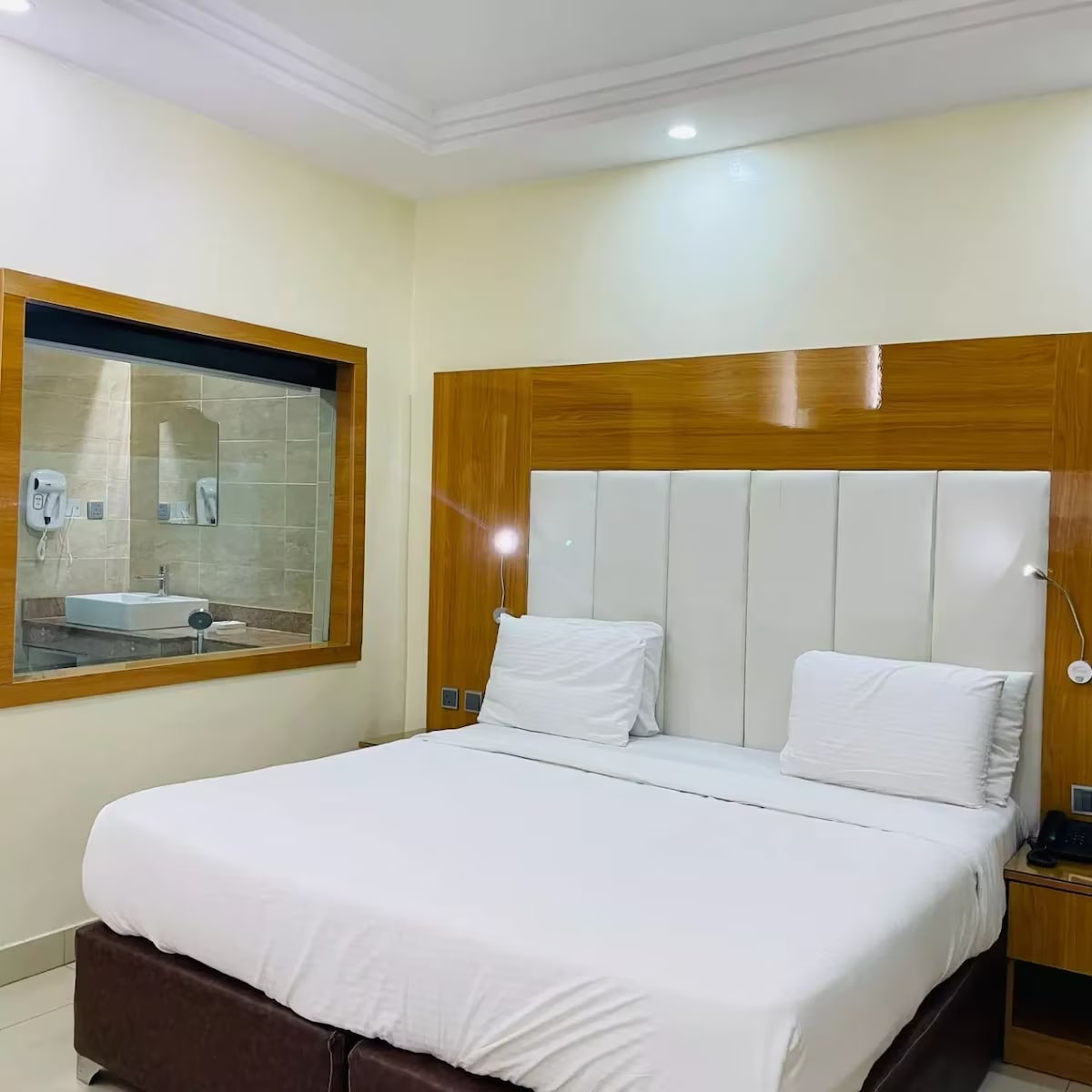 TOWER SUITE 1