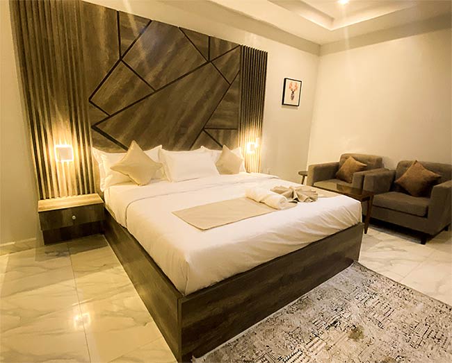 Deluxe Room 1