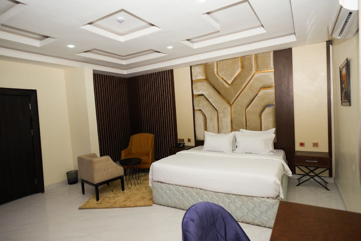 Platinum Room 1