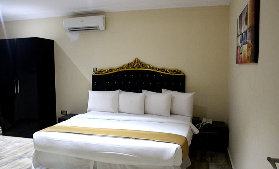 Executive Suite 1