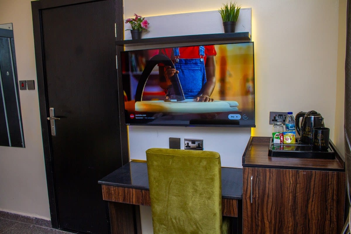 Executive Suite 1