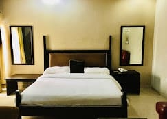 Luxury 1