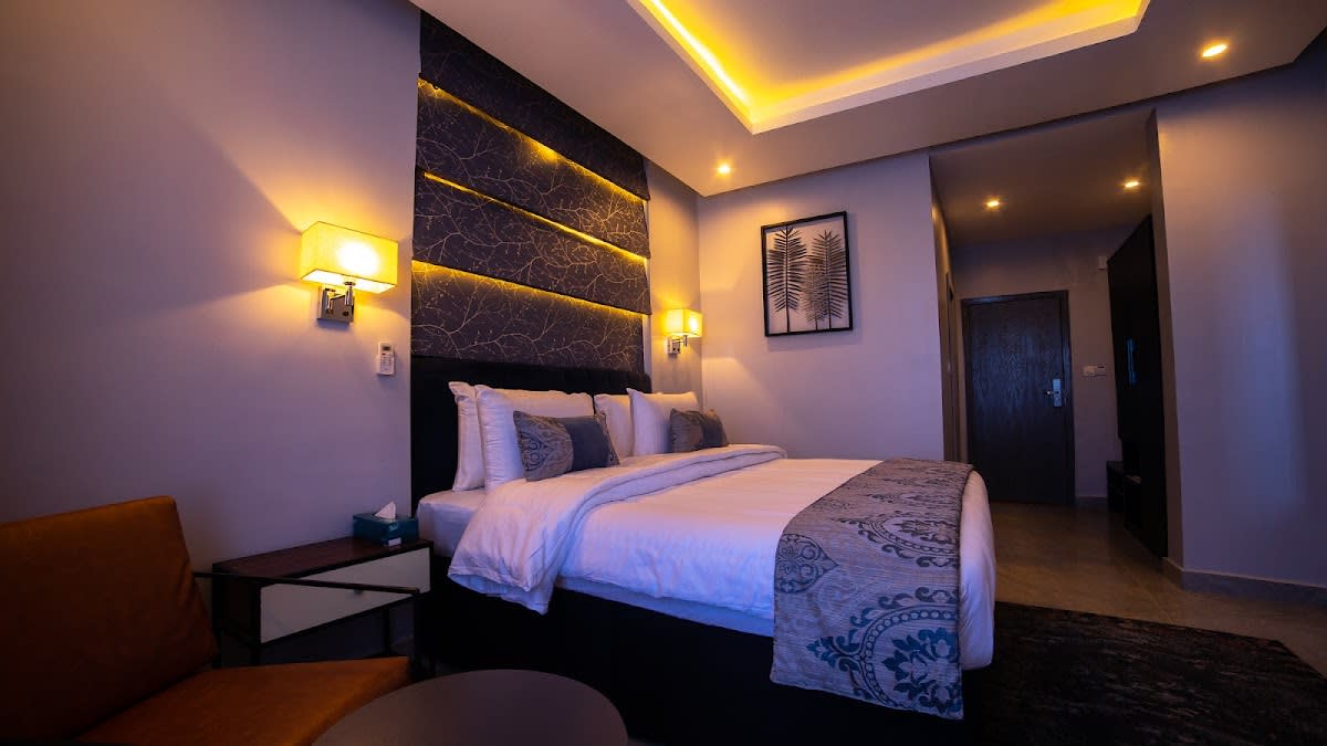 Business Class Room 1
