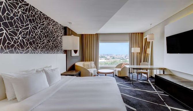 Executive Room with Lounge Access 1