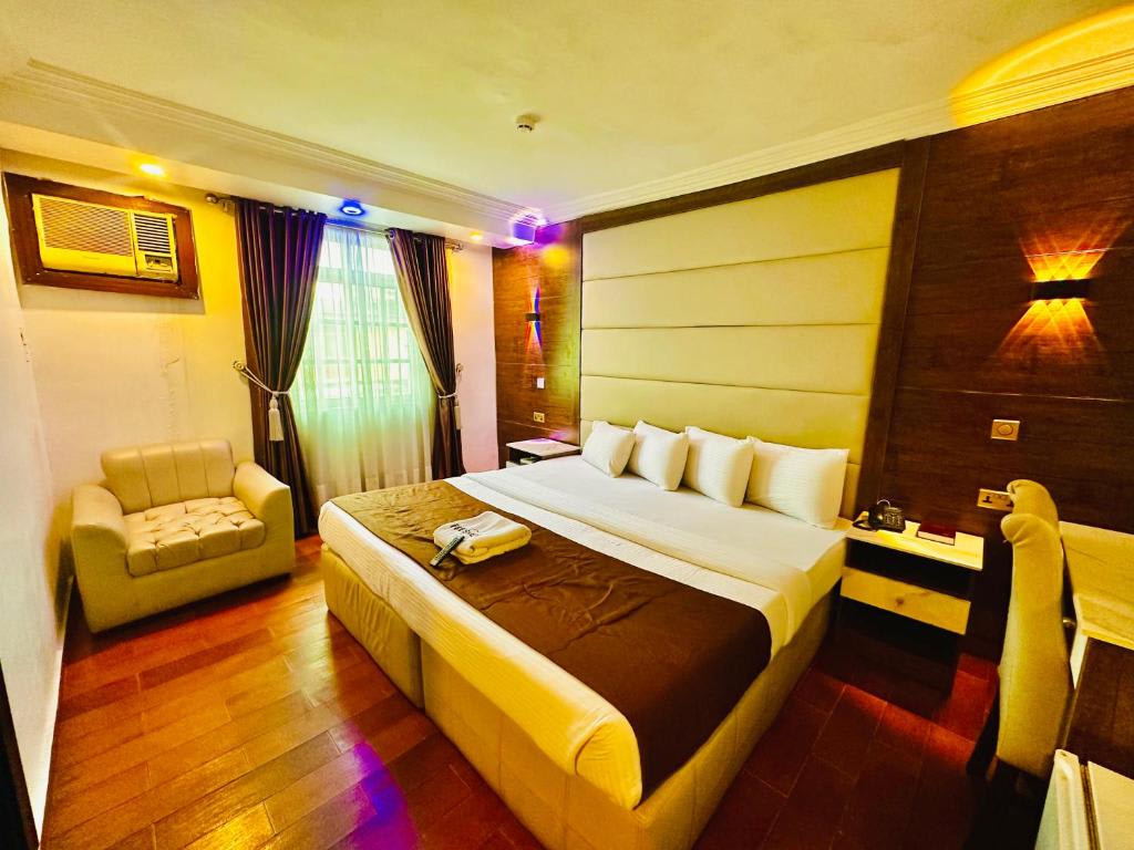 Junior Suite 1