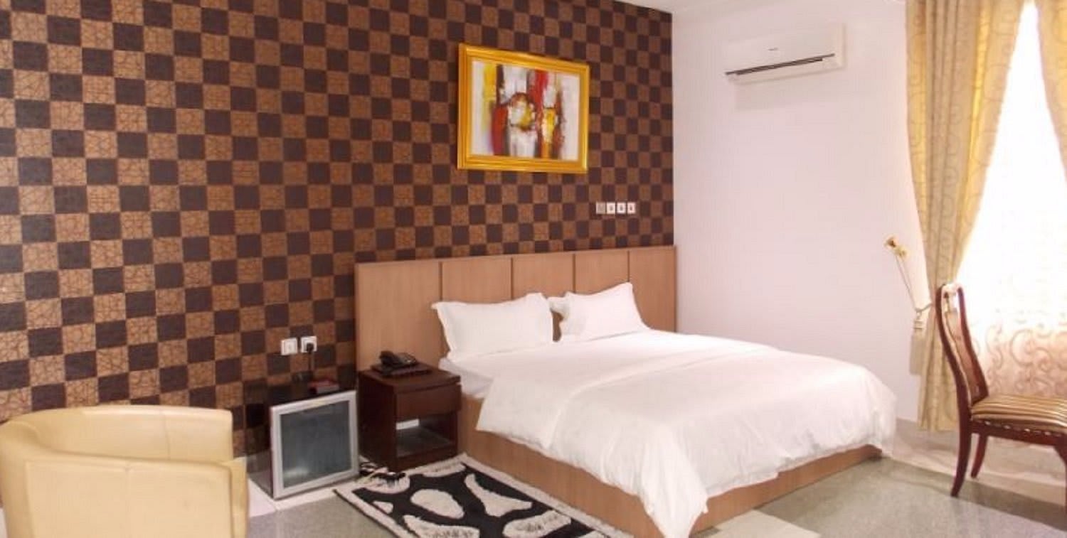 Diplomatic Room 1