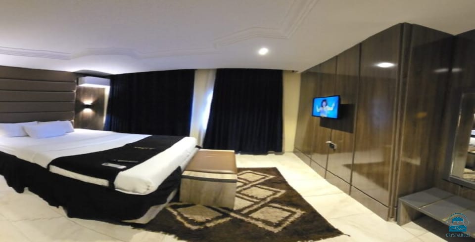 Royal Inn 1