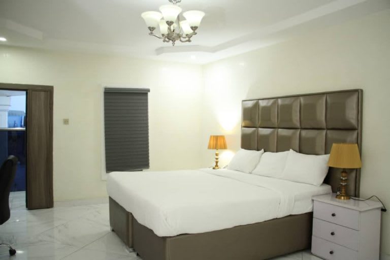 King Room With Balcony 1