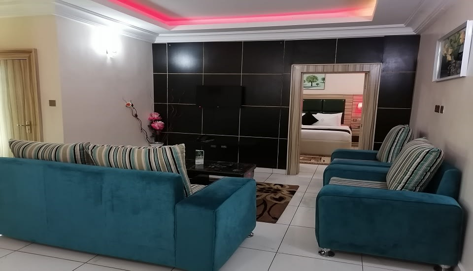 Club / Lounge 1