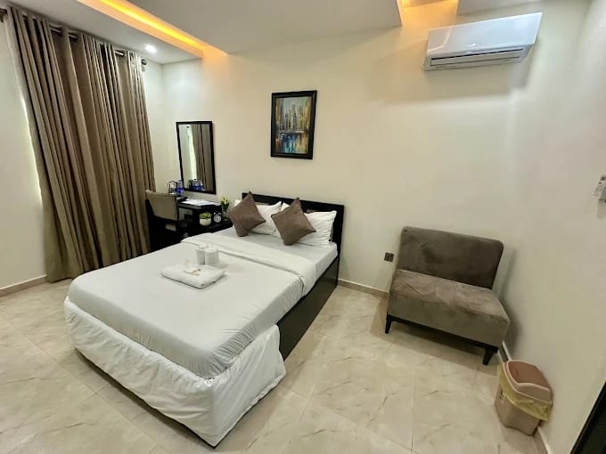 MODERN SUITE – CHOICE GRANDE LAGOS 1