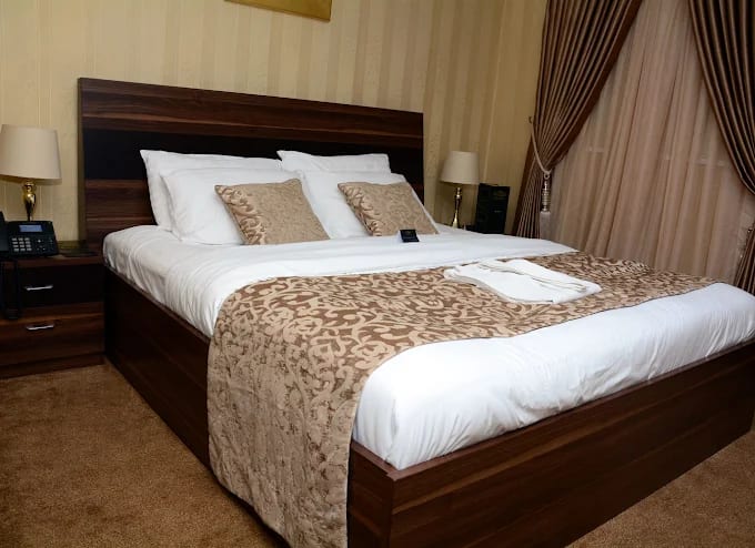 Luxury Rooms 1
