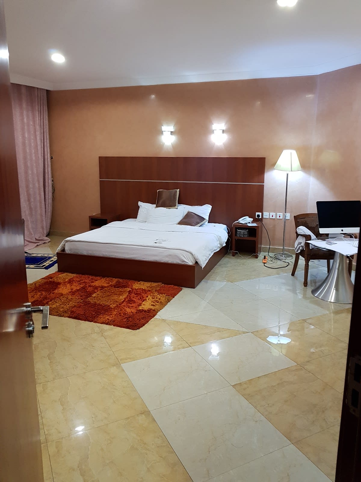 Family Suite 1