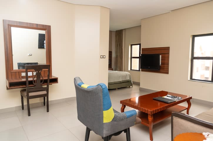 PRESIDENTIAL SUITE 1
