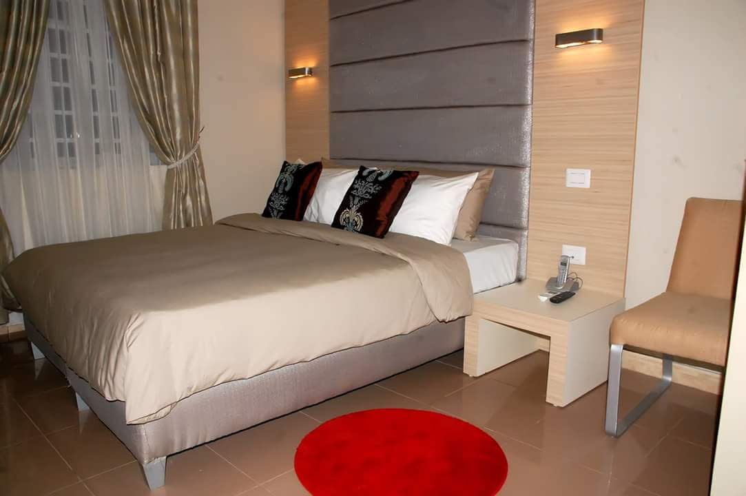 Luxury Executive 1