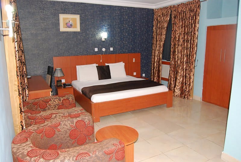 Executive Suite 1
