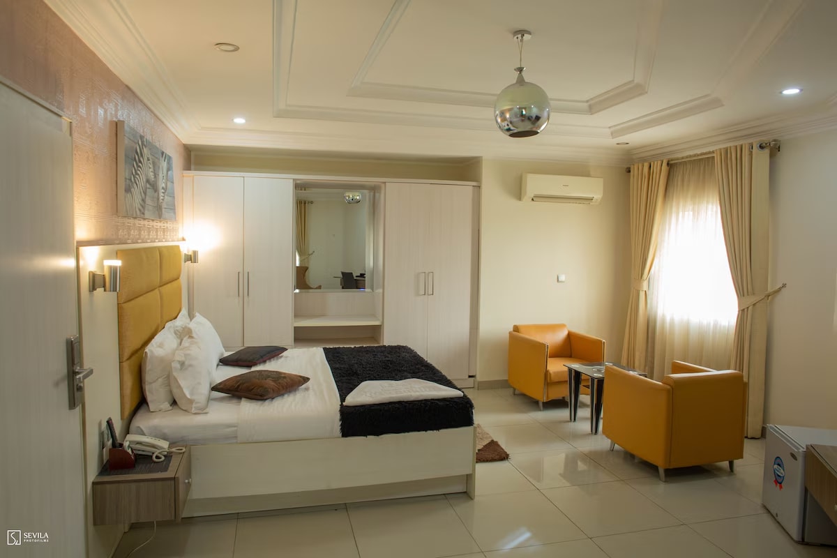 Presidential Suite 2 1