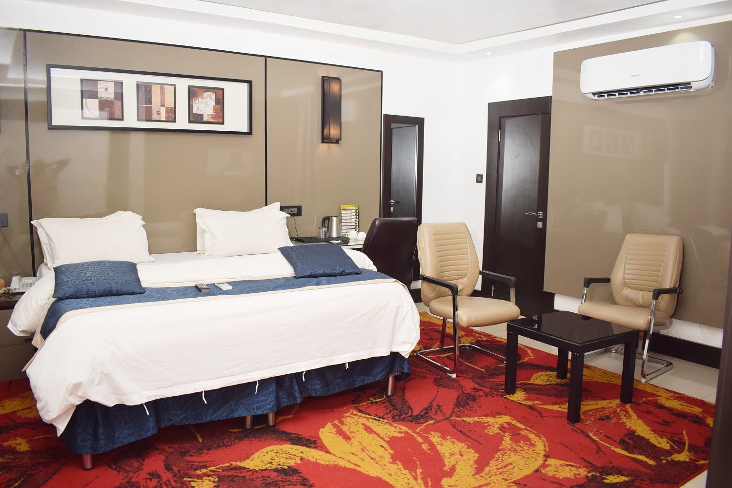 Executive Suite 1