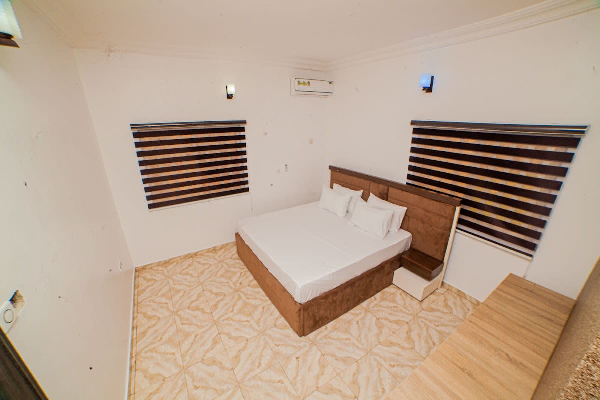 Standard Single Room 1