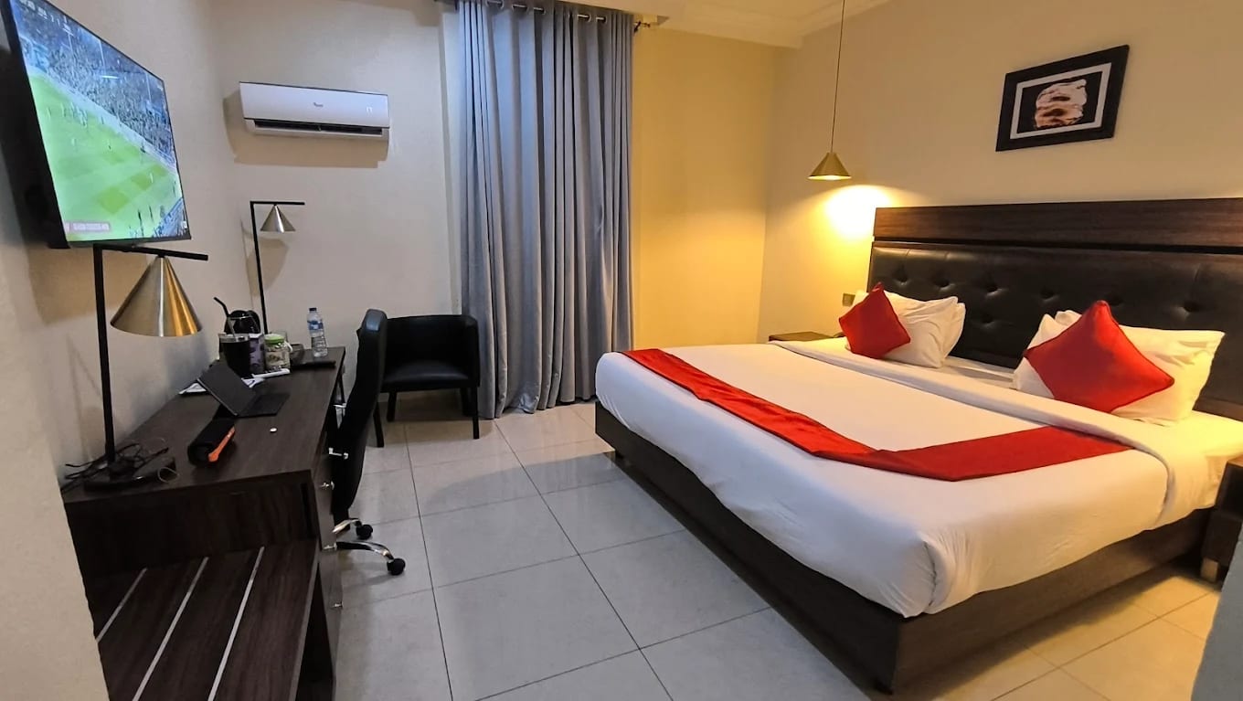 Executive Room 1