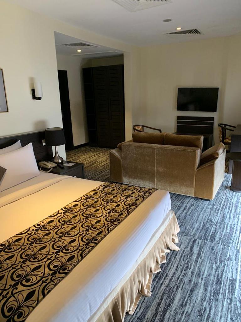 Superior Suites 1