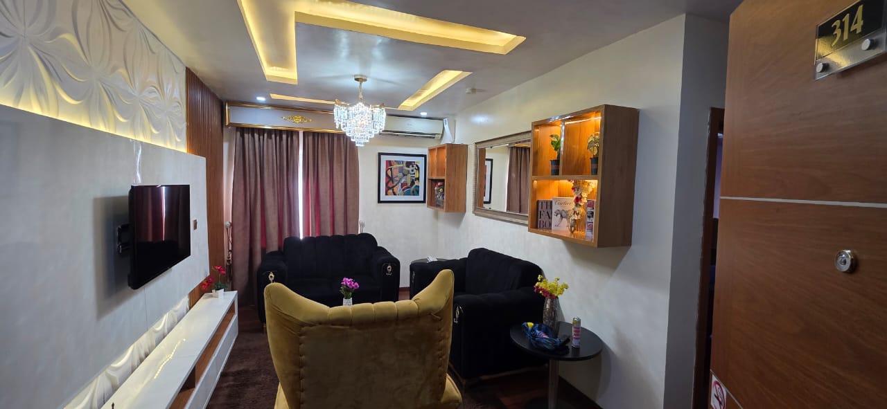 Signature Suite 1