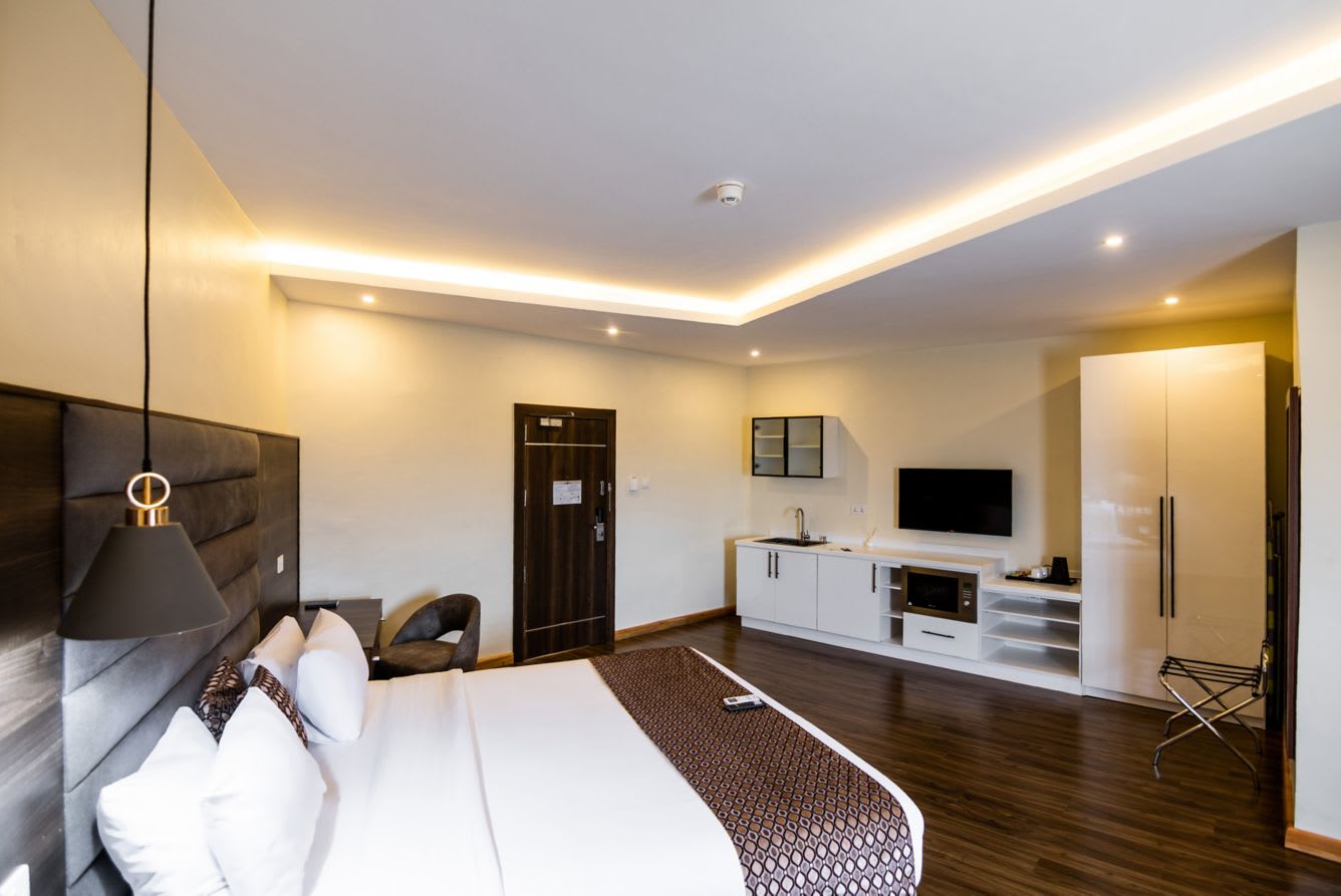 Classic, Guest room, 1 Queen, City view 1