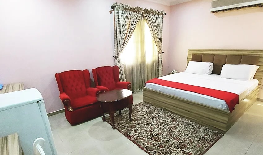 Olive 1 – Single Double Bed 1