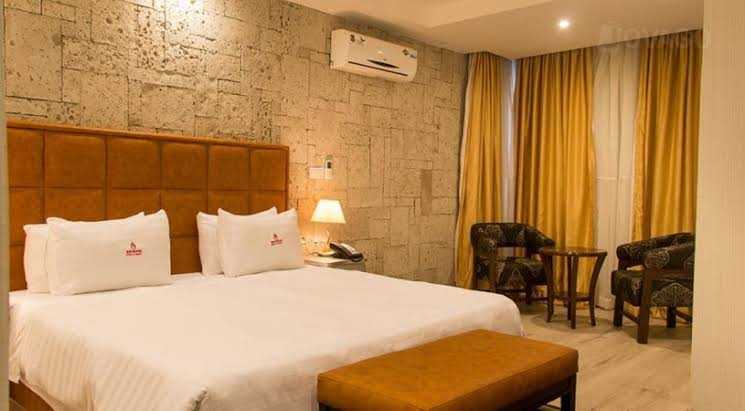 Executive Suites 1