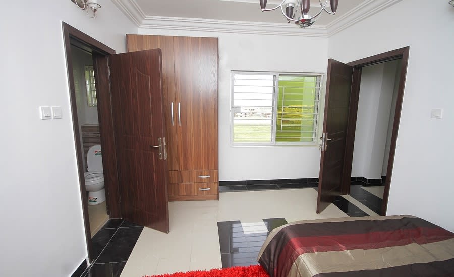 One Bedroom 1