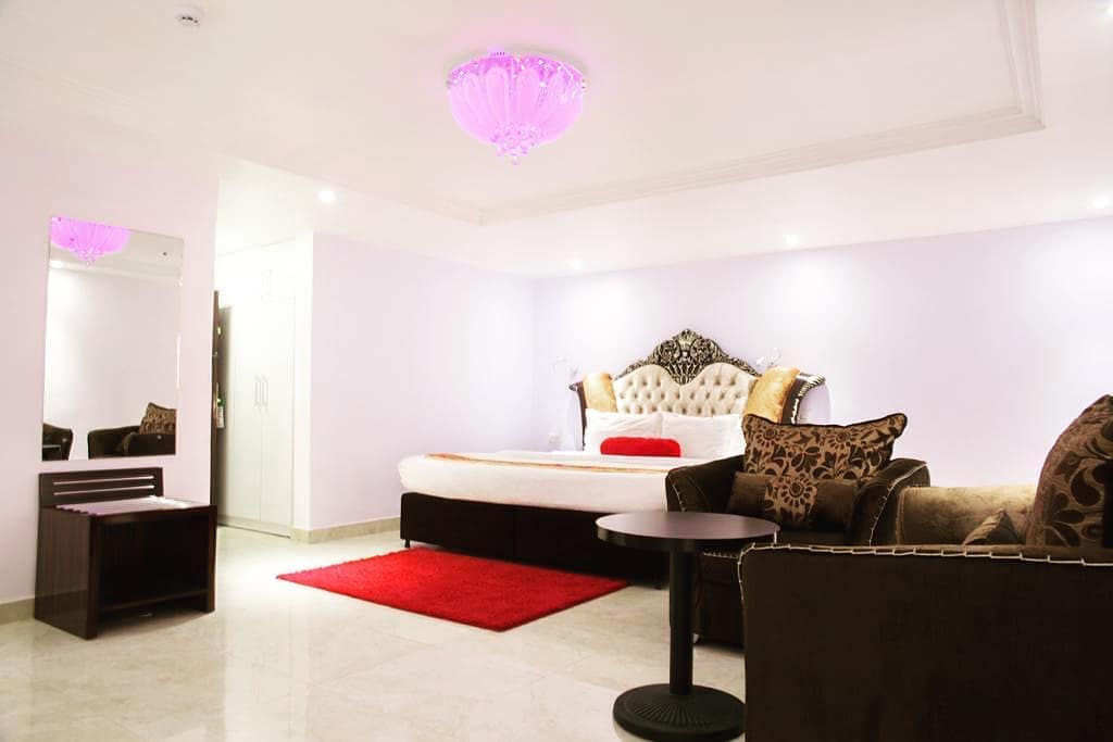 Royal Suite 1