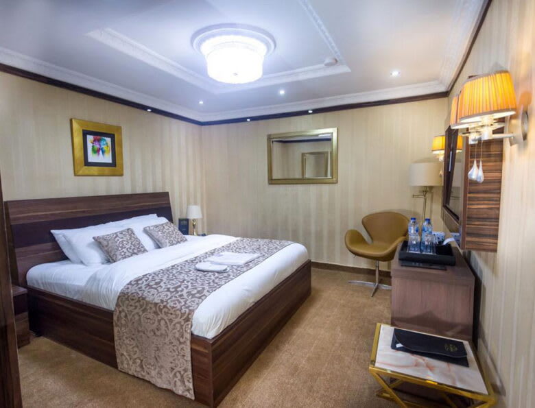 Super Luxury Rooms 1