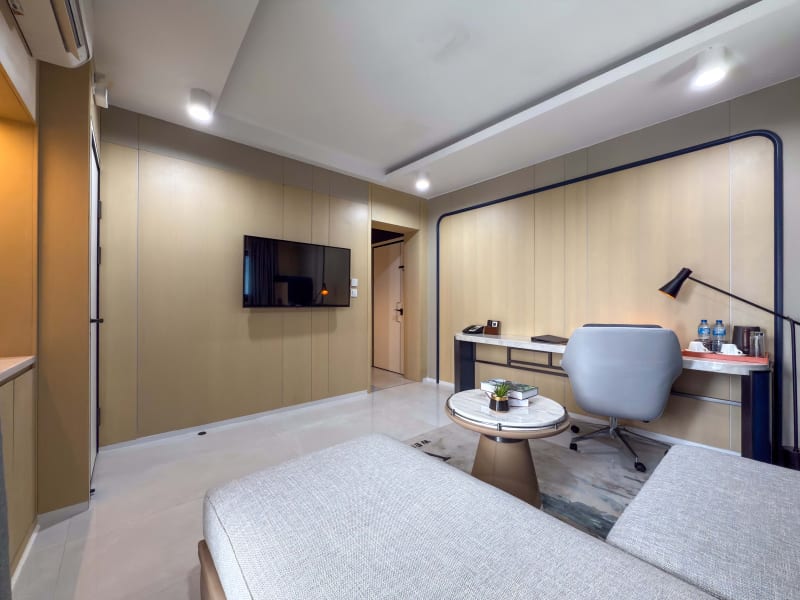 Executive Suite 1