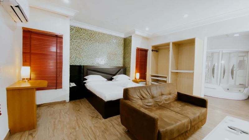 Silver Room (Copy) 1