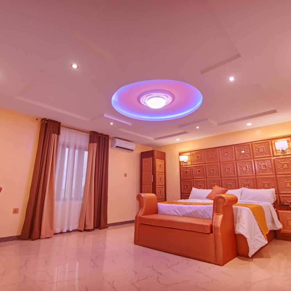 MAYOR EXQUISITE ROOM 1