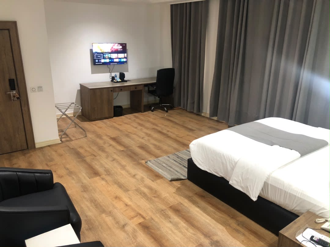 Deluxe Room 1
