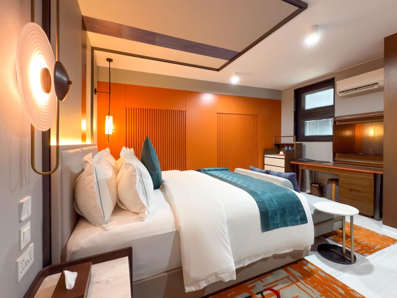 Deluxe Room 1