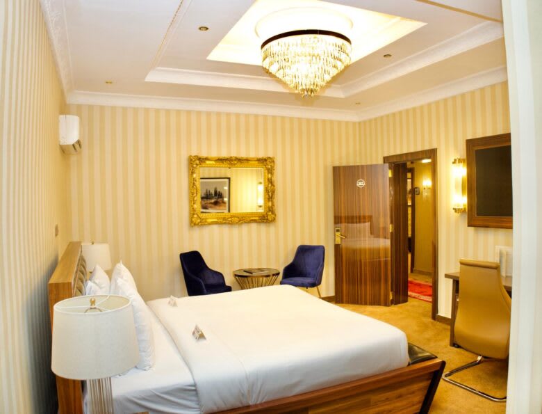 Royal Luxury Room 1