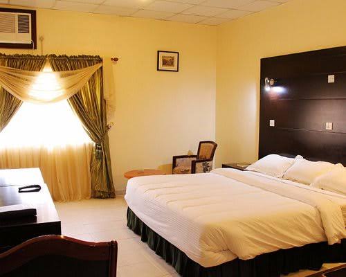 Superior King Room 1