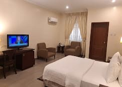Diplomatic Room 1