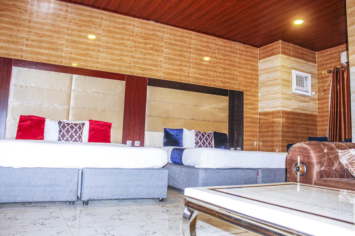 Diplomatic Suite 1