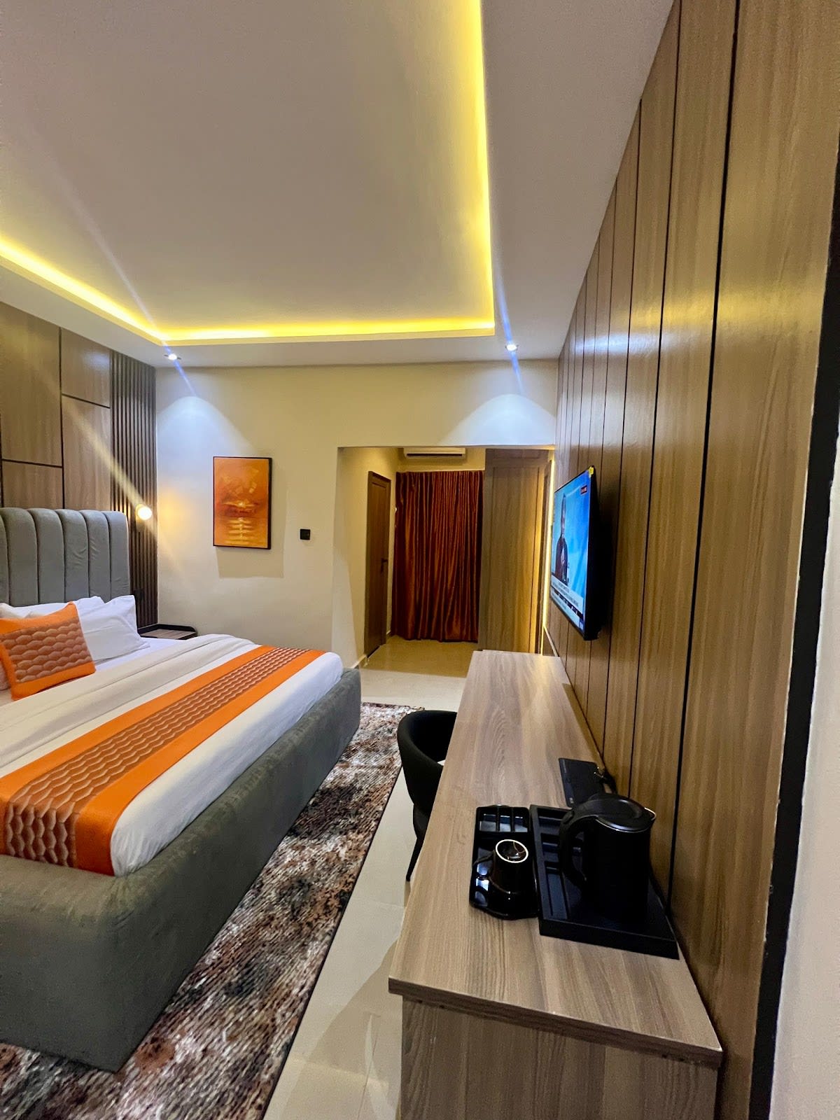Deluxe Room 1