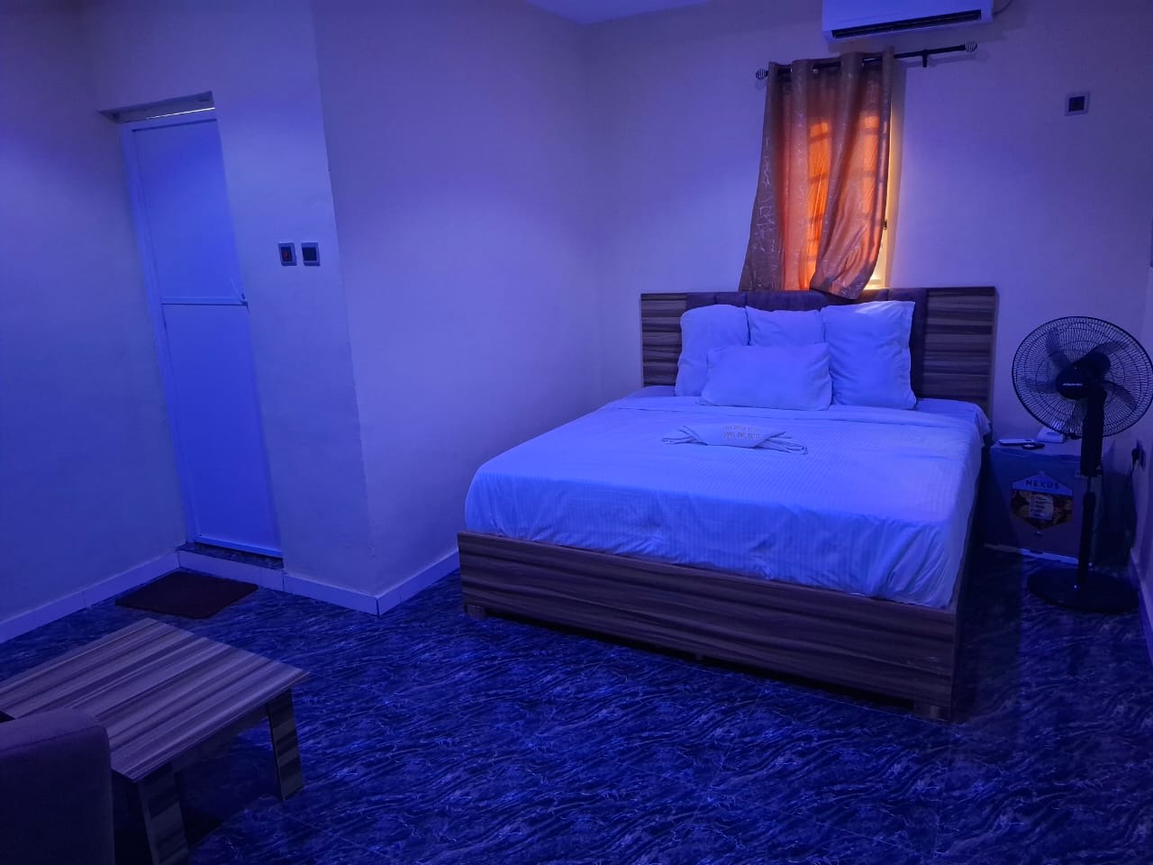 Platinum Room 1